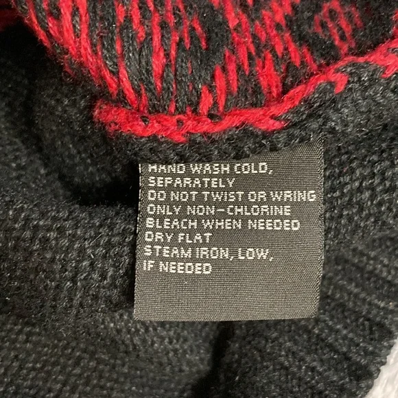 🦋 3 for $12 🦋 Erika zip up sweater - Picture 4 of 5